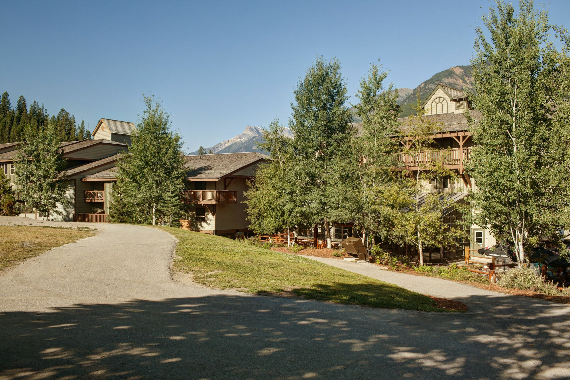 Panorama Mountain Resort - Pine Inn Екстериор снимка